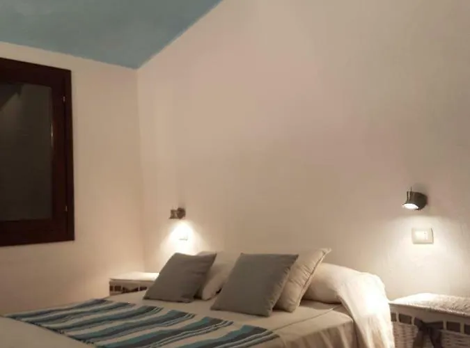 Bilocale Mansardato Con Terrazza Διαμέρισμα Villasimius