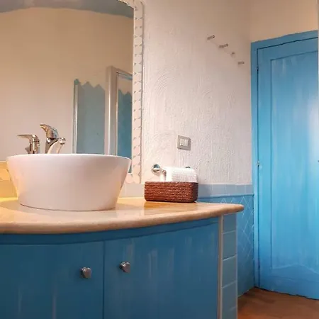 Bilocale Mansardato Con Terrazza شقة فيلاّسيمِيوس